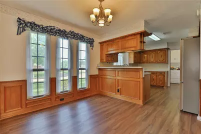 101 White Oak Drive, Lake Jackson, TX 77566 - Photo 13