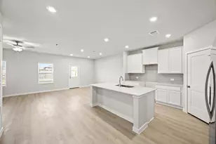 25416 Blossom Ct, Montgomery, TX 77316 - Photo 7