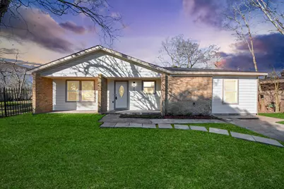 8918 Vinearbor Street, Houston, TX 77033 - Photo 1