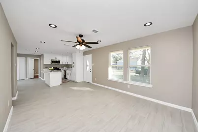 8918 Vinearbor Street, Houston, TX 77033 - Photo 11