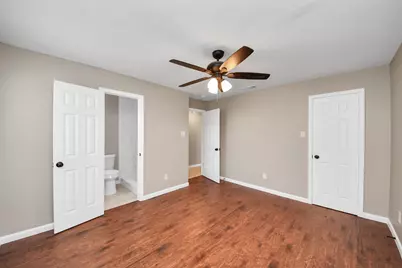 8918 Vinearbor Street, Houston, TX 77033 - Photo 27