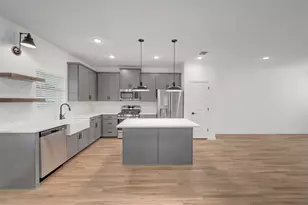 510 Samuel Rdg Dr, Dayton, TX 77535 - Photo 5