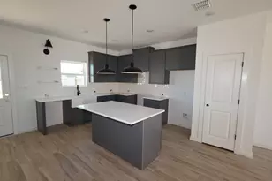 510 Samuel Rdg Dr, Dayton, TX 77535 - Photo 5