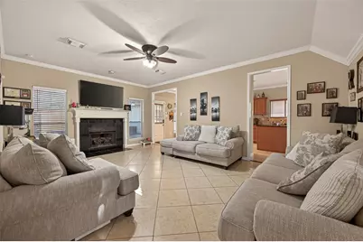4231 Flora Drive, Pasadena, TX 77505 - Photo 9