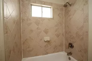 1010 Louise St, Houston, TX 77009 - Photo 19