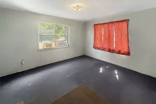 416 N Penn St, Flatonia, TX 78941 - Photo 7