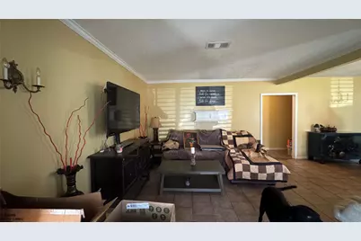 4717 17th Street, Bacliff, TX 77518 - Photo 5