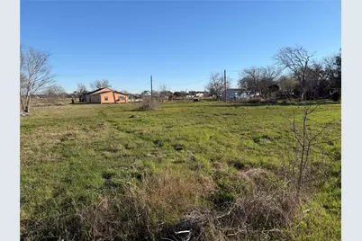 1508 Perryman Avenue, Palacios, TX 77465 - Photo 7