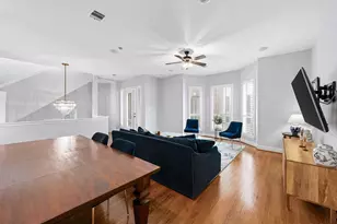 1010 Studer St, Houston, TX 77007 - Photo 3