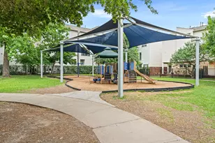 1010 Studer St, Houston, TX 77007 - Photo 27