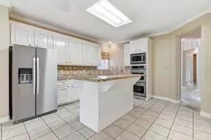 83 Park Cir, Conroe, TX 77356 - Photo 13