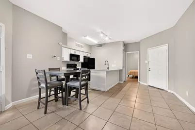 10855 Meadowglen Lane #608, Houston, TX 77042 - Photo 7