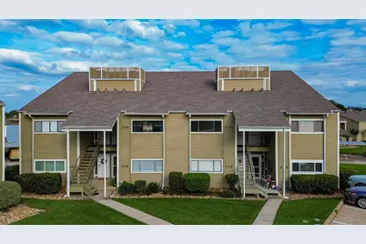 168 April Point Drive S #168, Conroe, TX 77356 - Photo 1