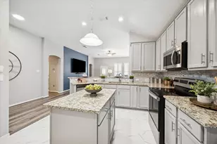 1610 Eberhart Star Ct, Katy, TX 77494 - Photo 7