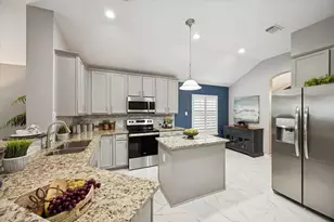 1610 Eberhart Star Ct Ct, Katy, TX 77494 - Photo 9