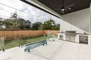 4923 Mimosa St, Bellaire, TX 77401 - Photo 37