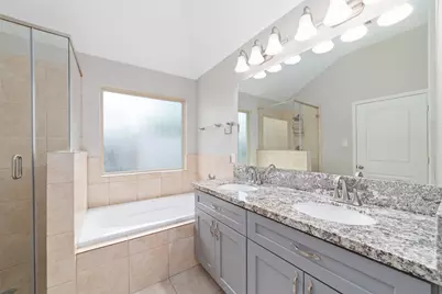19610 Kingston Green Lane, Houston, TX 77073 - Photo 17