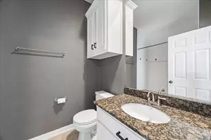 18725 Egret Oaks Ln, Webster, TX 77058 - Photo 19