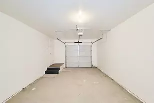 413 S Market St, Brazoria, TX 77422 - Photo 33