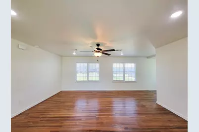 413 S Market Street, Brazoria, TX 77422 - Photo 7