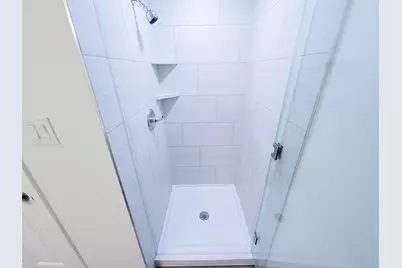 413 S Market Street, Brazoria, TX 77422 - Photo 29