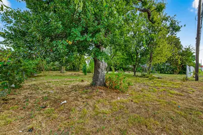 4647 Maggie Street, Houston, TX 77051 - Photo 11