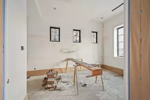 1642 Norfolk St, Houston, TX 77006 - Photo 3