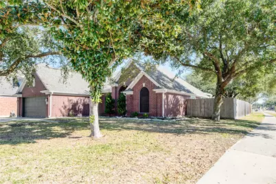 8102 Blue Jay Street, Baytown, TX 77523 - Photo 29