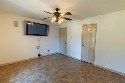 1081 Yaupon Creek Estates Drive, Columbus, TX 78934 - Photo 13
