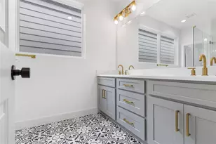 4602 Crown Grove Ln, Houston, TX 77018 - Photo 29