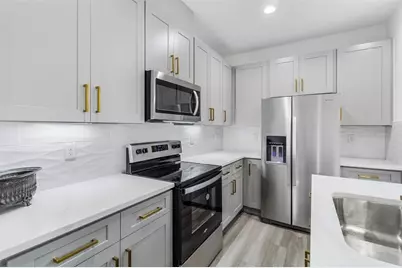 4602 Crown Grove Lane, Houston, TX 77018 - Photo 9