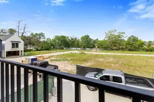 4602 Crown Grove Ln, Houston, TX 77018 - Photo 37