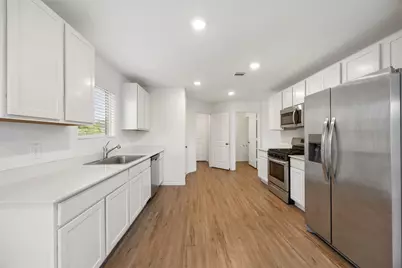 3034 Twisted Myrtle Drive, Conroe, TX 77301 - Photo 7