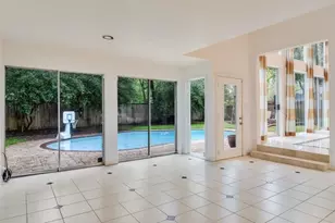 11602 Applewood St, Houston, TX 77024 - Photo 7