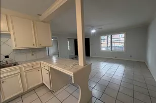 613 Pacific St, Houston, TX 77006 - Photo 13