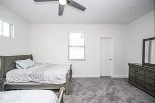 7906 Hopewell Ln, Houston, TX 77071 - Photo 15
