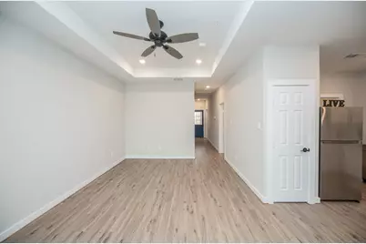 10317 Lake Road #13B, Houston, TX 77070 - Photo 11
