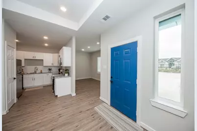 10317 Lake Road #13B, Houston, TX 77070 - Photo 7