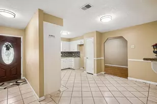 4202 Townes Forest Rd, Friendswood, TX 77546 - Photo 3