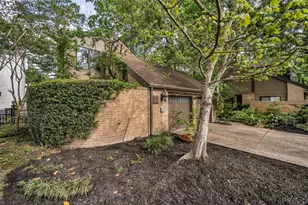 20 Sugar Berry Cir, Houston, TX 77024 - Photo 25