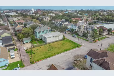 1628 Sealy Street, Galveston, TX 77550 - Photo 3