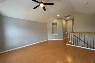 1113 Shadowbend St, Pearland, TX 77581 - Photo 11