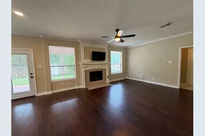 1113 Shadowbend Street, Pearland, TX 77581 - Photo 9