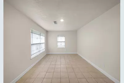 3032 Briarwick Lane, Houston, TX 77093 - Photo 13
