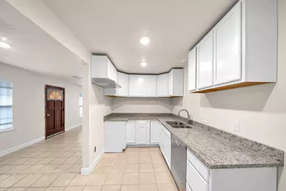 3032 Briarwick Lane, Houston, TX 77093 - Photo 5