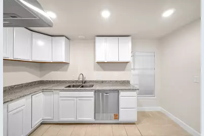 3032 Briarwick Lane, Houston, TX 77093 - Photo 7