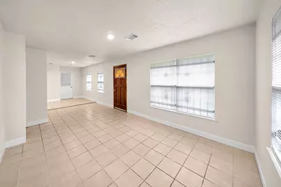 3032 Briarwick Lane, Houston, TX 77093 - Photo 11