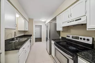 355 N Post Oak Ln, Houston, TX 77024 - Photo 5