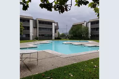 3015 Walnut Bend Lane #33, Houston, TX 77042 - Photo 13