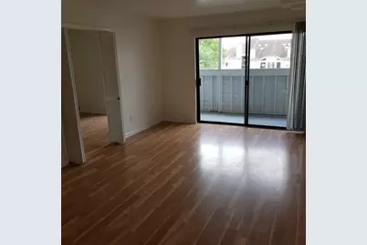 3015 Walnut Bend Lane #33, Houston, TX 77042 - Photo 3